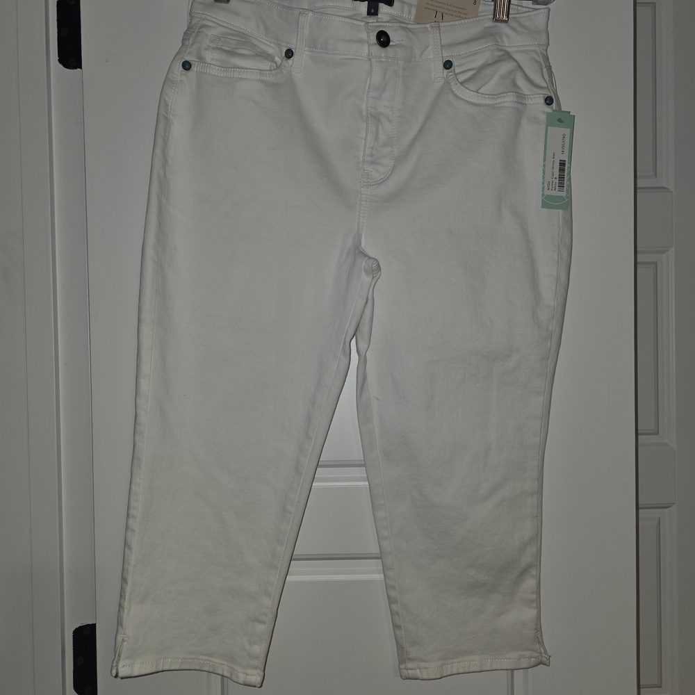 STS Blue Women’s Cropped White Jeans